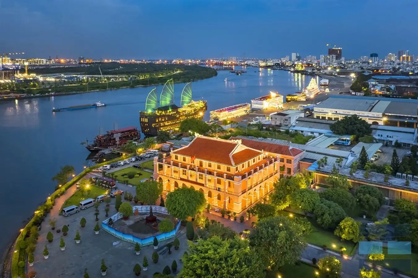 Bến Nhà Rồng - Bảo tàng Hồ Chí Minh
